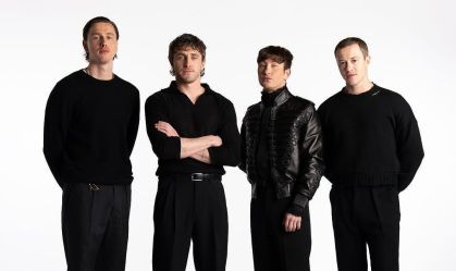 "Os Beatles": compare elenco oficial com cada um dos cantores