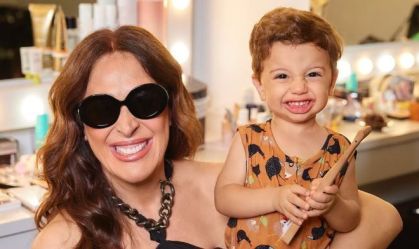 Claudia Raia mostra novas fotos com o filho Luca, de 2 anos