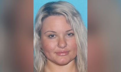 EUA: Mulher tenta encomendar morte de ex-namorado e da filha dele no Tinder