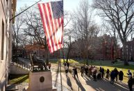 Universidades estrangeiras tentam atrair estudantes após ataques de Trump
