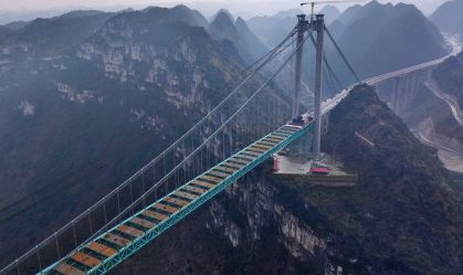 Ponte mais alta do mundo será inaugurada na China