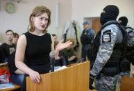 Rússia condena jovem a quase três anos de prisão por protesto antiguerra