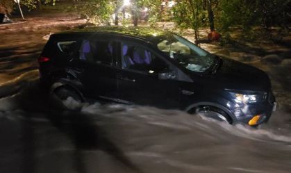 Enchentes deixam ao menos dois mortos em Oklahoma, nos EUA