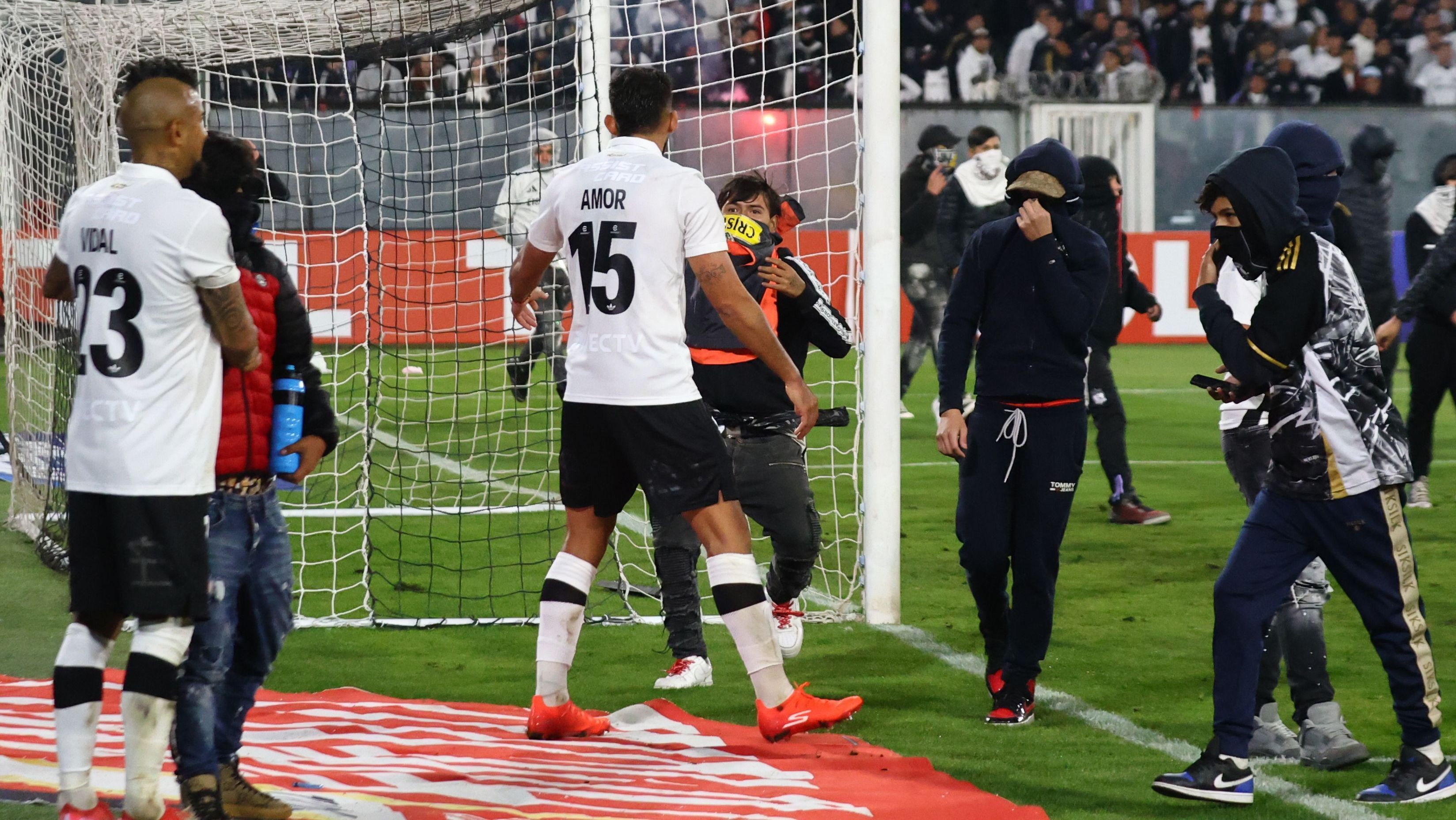 Colo Colo v Fortaleza - Copa CONMEBOL Libertadores 2025
