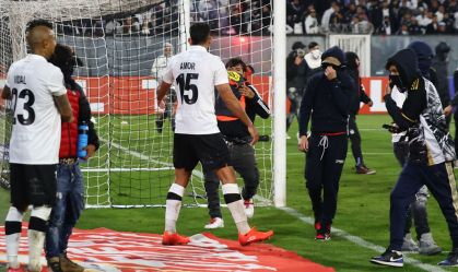 La U critica suspensão de jogo contra Colo-Colo: "Vitória dos violentos"