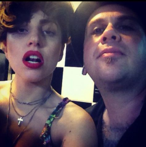 Daniel Tucci e Lady Gaga em 2012 • Arquivo pessoal