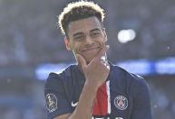 PSG é campeão invicto da Ligue 1 com seis rodadas de antecedência