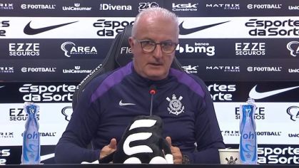 Dorival Júnior em entrevista coletiva no Corinthians