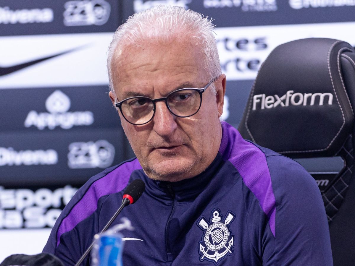 Corinthians avalia a contratação de um novo centroavante