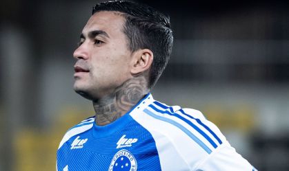 Cruzeiro oficializa rescisão contratual com Dudu