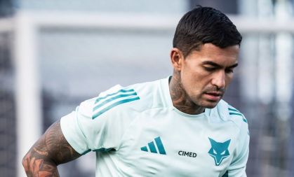 Dudu durante treino do Cruzeiro