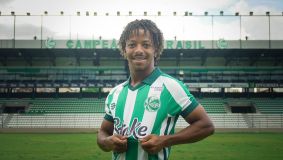 Ênio, atacante do Juventude