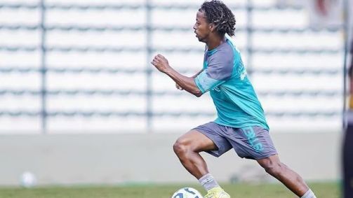 Ênio, atacante do Juventude, está envolvido em caso de suspeita de manipulação no Campeonato Brasileiro