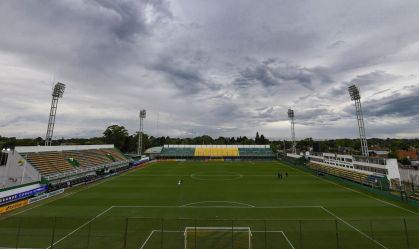 Estádio Norberto "Tito" Tomaghello, em Buenos Aires