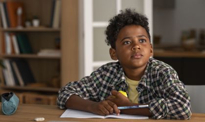 Desigualdade racial ainda marca o ensino básico, aponta estudo