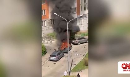Vídeo mostra carro em chamas após explosão matar general na Rússia