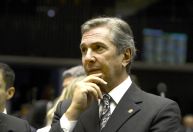 Prisão de Collor eleva tensão entre bolsonaristas