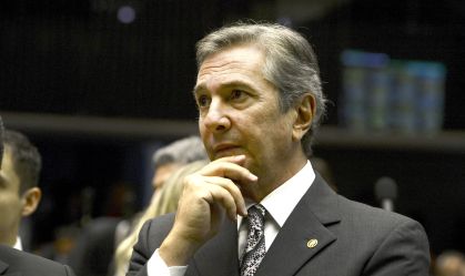 Defesa de Collor envia histórico médico do ex-presidente ao STF
