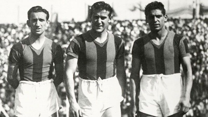 Da esq. para a dir.: Farro, Pontoni e Martino, trio de ataque do San Lorenzo campeão em 1946 • Divulgação/Conmebol
