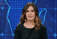 Fátima Bernardes revela ter guardado roupa utilizada em estreia na TV