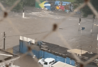 Chuva forte deixa mais de 50 mil imóveis sem luz na Grande São Paulo