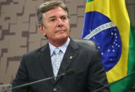 Moraes autoriza Collor a cumprir pena em regime domiciliar
