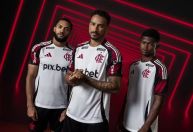 Flamengo lança nova camisa para 2025; veja fotos
