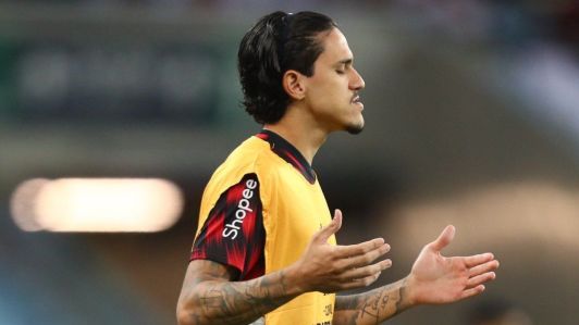 Pedro pode deixar o Flamengo? Entenda situação do jogador