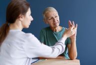 Dia do Parkinsoniano: como é o impacto do diagnóstico para os pacientes