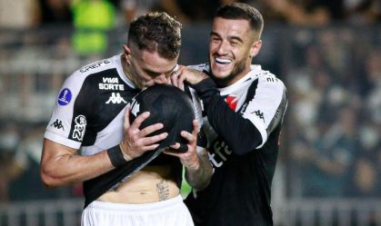 Vasco vence Puerto Cabello na Sul-Americana, e torcida pede “fora, Carille”