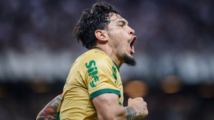 Gustavo Gómez, do Palmeiras, comemorando gol sobre o Ceará pela Copa do Brasil