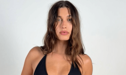 Hailey Bieber posta fotos ao som de Tom Jobim e web reage: "Vem pro Brasil"