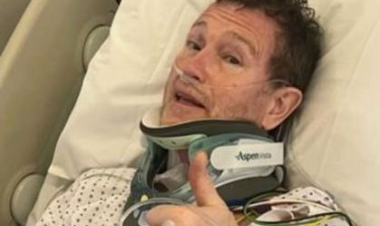 Ator Nick Moran, de "Harry Potter", opera pescoço após emergência