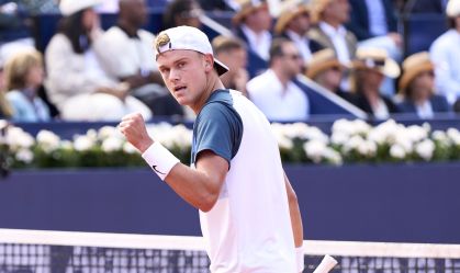 Holger Rune surpreende Alcaraz e conquista o título do ATP de Barcelona