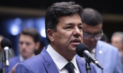 IOF: "PSOL é linha auxiliar do governo no STF", diz Mendonça Filho
