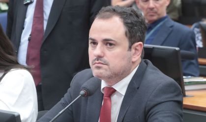 Cassação de Glauber Braga mobiliza mais de 100 mil buscas na internet