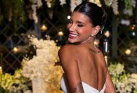 Jakelyne Oliveira mostra 2º vestido em novas fotos do casamento; veja