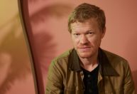 "Jogos Vorazes": Jesse Plemons é confirmado em "Amanhecer na Colheita"