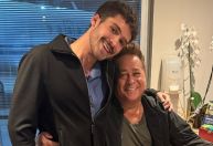 João Guilherme anuncia shows com o pai, Leonardo, e diverte web