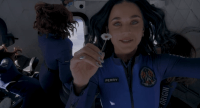Blue Origin divulga vídeos de Katy Perry flutuando no espaço; veja