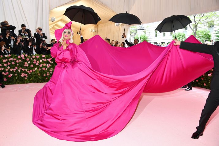 Lady Gaga no Met Gala 2019 • Dimitrios Kambouris/Getty Images for The Met Museum/Vogue