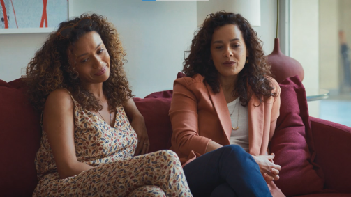 Laís e Cecília fazem 1ª aparição em "Vale Tudo"