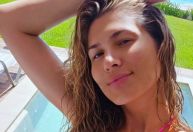 Lívia Andrade posa de biquíni de crochê em viagem a Cancún