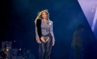 Beyoncé apresenta novos looks em show da "Cowboy Carter"; confira