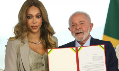 Lula diz que defender Érika Hilton é defender a soberania do Brasil