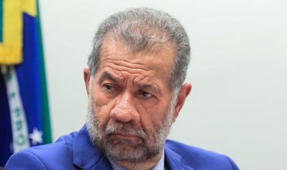 Análise: Demissão de Lupi não estanca crise do INSS