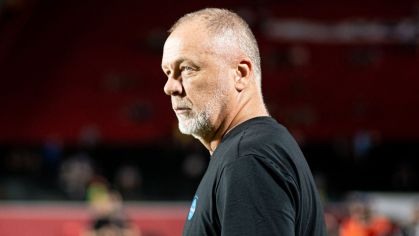Mano Menezes durante o empate do Grêmio com o Vitória