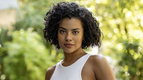 Bella Campos é Maria de Fátima em "Vale Tudo"