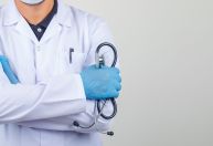Enamed: MEC lança prova que vai selecionar alunos para residência médica