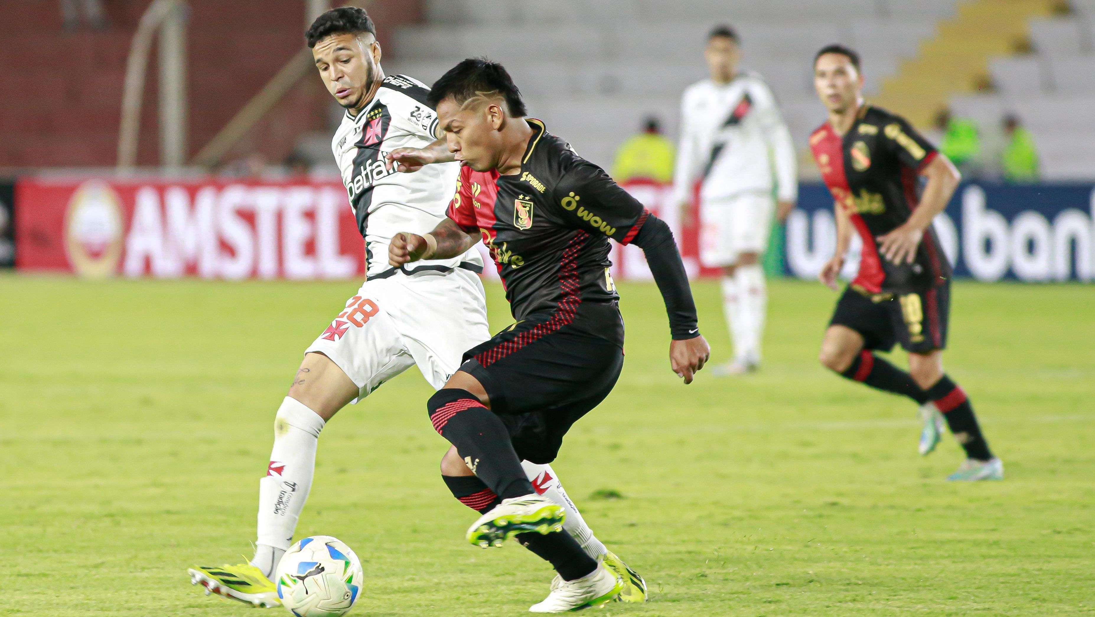 Lance de Melgar x Vasco pela Sul-Americana
